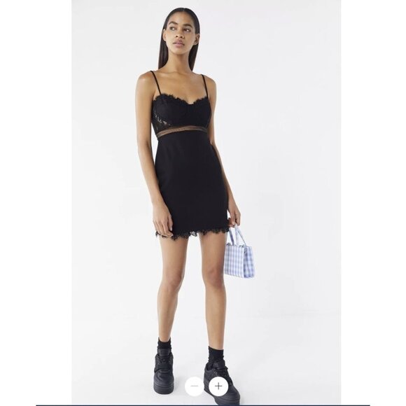 NWT! ASTR The Label Dream On Lace Trim Mini Dress Bodycon Medium - Picture 1 of 2